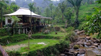 Glamping di Pakarangan Bogor, Bisa Menikmati View Alam 360 Derajat