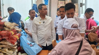 Cegah Harga Terus Meroket, Heru Budi Distribusikan 15 Ribu Ton Beras di Jabodetabek