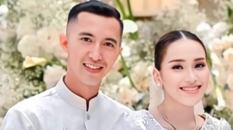 Ayu Ting Ting Hempas Boy William Demi Muhammad Fardana, Inikah Alasannya Suka Laki-laki Berseragam?