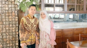 Bagikan Video Anak Bungsu Menangis, Larissa Chou Buktikan Rumah Tangga Masih Adem Ayem