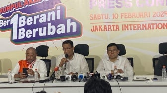 Sinyal Hilang Bikin Wartawan Kesulitan Liput Kampanye Di JIS, Anies Minta Maaf: Semua Tanggung Jawab Saya