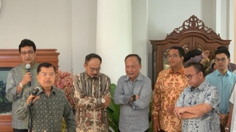 Anies Dan Istri Sambangi Kediaman Jusuf Kalla Saat Masa Tenang, Ada Apa?