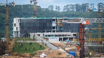 Suasana istana presiden di Ibu Kota Nusantara (IKN), Kabupaten Penajam Paser Utara, Kalimantan Timur, Senin (12/2/2024).  [ANTARA FOTO/ Rivan Awal Lingga].