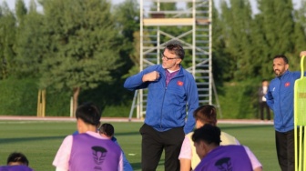 Pelatih Vietnam Diam-diam Jumpa Kiper Slovakia, Tambah Naturalisasi Jelang Lawan Timnas Indonesia?