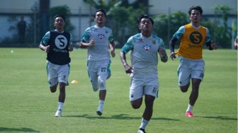 BRI Liga 1: Perjuangan Bek Persib Bandung, Zalnando untuk Menembus Skuat Utama