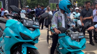 Ini Pemilik Motor Listrik yang Ditunggangi Gibran Rakabuming, Pajaknya Kok 0 Rupiah?