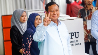 Prabowo Menang Telak di TPS Hambalang, Ganjar Cuma Dikasih 2 Suara