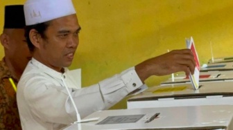 UAS Bagikan Momen Mencoblos, Kutip Hadist Doa Memohon Pemimpin Adil