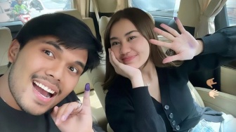 Lihat Aaliyah Massaid dan Thariq Halilintar, Ekspresi Teman Fuji Jadi Sorotan: Kok Gitu Banget