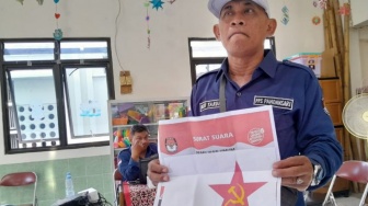 Geger! Logo Palu Arit di Surat Suara, Pelaku Niat Banget Sampai Bawa Benda Ini