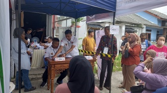 56 Anggota KPPS di Blitar Jatuh Sakit Akibat Kelelahan