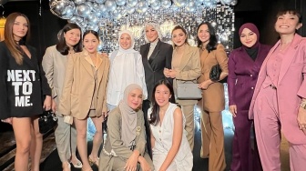 5 Outfit Serba Blazer nan Elegan Geng Cendol di Ultah Olla Ramlan, Nagita Slavina dan Nia Ramadhani Jadi Sorotan!