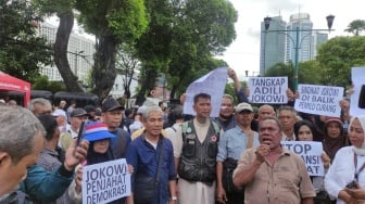 Demonstransi di Depan KPU, Massa Tuntut Diskualifikasi Prabowo-Gibran