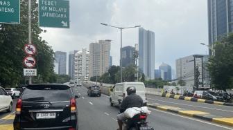 Usai Kecelakaan Maut Di JLNT Casablanca: Masih Ada Saja Pemotor Nekat Melintas, Sayang Tak Ada Petugas Berjaga