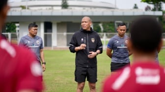 Latih Timnas Indonesia U-16, Nova Arianto Tekankan Disiplin Tinggi pada Para Pemain