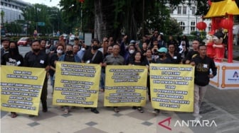 Baru Sekedar Imbauan, Gibran Minta Pedagang Daging Anjing Beralih Jenis Jualan