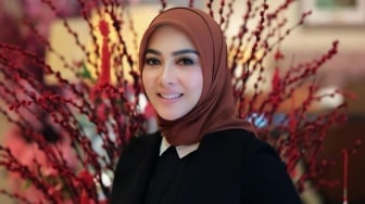 Terciduk Makan Caviar, Kehamilan Syahrini Jadi Gunjingan: Cuma Skenario?