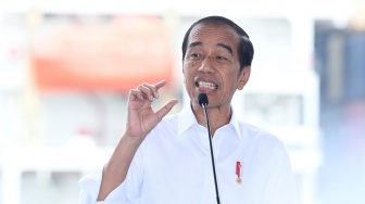 Penjelasan Istana Soal Kabar Jokowi akan Beri Satyalencana ke Bobby dan Gibran di Surabaya