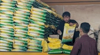 Harga Semakin Terbang Tinggi, Bulog Dramaga Siagakan 8 Ribu Ton Beras