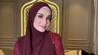 Antara Kocak dan Kasihan, Ibu Ini Dicueki Minta Salaman Sama Shireen Sungkar