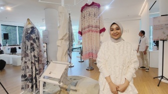 Rilis Koleksi Baju Lebaran, Aleza Label Hadirkan Private Preview Eksklusif dengan Konsep Laboratorium