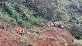 Longsor Terus Meluas di Cianjur, 4 KK Mengungsi dan Belasan Rumah Terancam