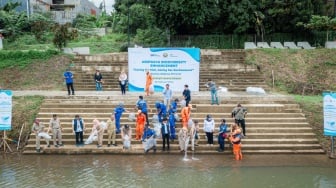 Sebarkan Semangat Rawat dan Jaga Ekosistem, Brantas Abipraya Tebar Benih Ikan di  Waduk Brigif