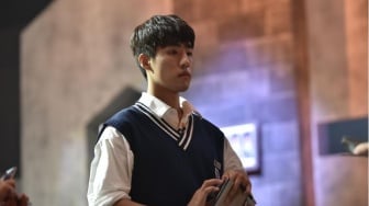 Jenius! Jung Hyunbin Pecahkan Soal Hanya Dalam 14 Detik di 'University War'