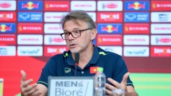 Philippe Troussier Berikan Sindiran Telak pada Media Vietnam