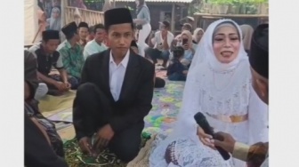 Heboh Remaja NTB Nikahi Ibu Teman Sendiri, Usia 20 Tahun Lebih Tua: Temanku Ayah Tiriku!