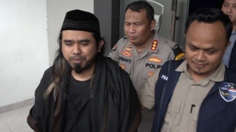 Gus Samsudin Ditangkap Polisi dan Jadi Tersangka Terkait Kasus Video Tukar Istri