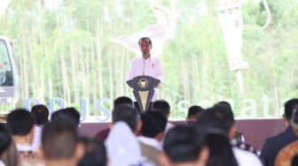 Karena Fakta Ini, Jokowi Ngaku Tak Bisa Komentar Kala Tamu Negara Puji Gedung Istana