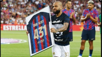 Ironi Eks Barcelona Dani Alves, Jalani Usia Senja di Balik Jeruji Besi