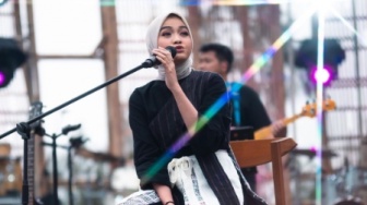 Salma Salsabil Rilis Lagu Baru Berjudul Rumah, Puncaki Trending YouTube