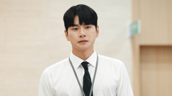 Jadi Suami Jahat di Marry My Husband, Isi DM Lee Yi Kyung Penuh Hujatan