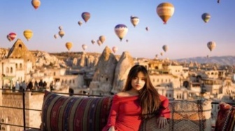 Fuji Naik Balon Udara Saat Liburan ke Cappadocia, Berapa Biayanya?
