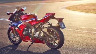 Honda CBR1000RR-R 2024 Alami Perubahan Mesin, Makin Kencang dan Segini Harganya