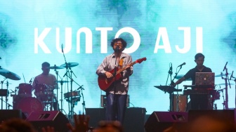 Malaysia Jadi Akhir Tur Konser Perjalanan Menawar Racun, Kunto Aji Siapkan Penampilan Spesial Lewat Album Baru