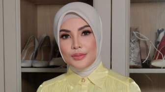 Pamer Foto Gaun Pengantin, Nindy Ayunda Copot Jilbab