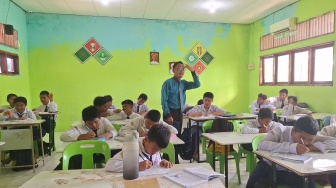 Mengenal Kisah Asnawir, Kepala Sekolah SMP Muhammadiyah 2 Kalimantan Utara yang Dapat Julukan Duta PMM