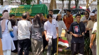 Tanpa Peran Ayah Bimbim, Slank Cuma Band Biasa yang Tak Terpikir Kritik Pemerintah