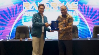 Pos Indonesia dan DJP Gelar Rakornas Penjualan Meterai Tempel 2024