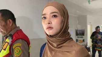 Berpeluang Dipenjara, Inara Rusli Sengaja Menangis Biar Dikasihani Virgoun