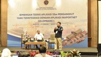 Tekan Biaya Logistik, Kemenhub Lakukan Transformasi Digital Pelabuhan dengan Sistem Single Submission Pengangkut