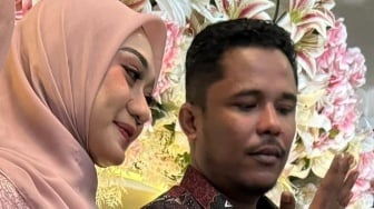 Lamar Gadis Mamuju, Tangan Hitam Mamat Alkatiri Diledek Abdur Arsyad: Mari Antar Duda Anak Dua Ini ke Pelaminan!