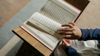 Apa Surah yang Dibaca Awal Ramadhan? Ini Keutamaan Surat Al-Fath di Bulan Suci