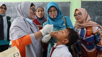 Sub PIN Putaran 2 Polio Jatim Tembus 105,93%, Pj. Gubernur Adhy Sampaikan Apresiasi pada Orang Tua yang Imunisasi Anak