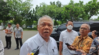Sederhana Tapi Rakyat Marah, Pak Bas Unboxing Rumah Menteri di IKN, Publik: Begini Rasanya Bahagiain Pejabat