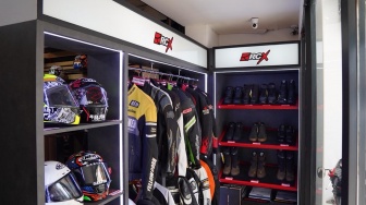 RCX Motogarage Tawarkan Apparel Riding Premium Harga Terjangkau Hingga Melayani Tukar Tambah