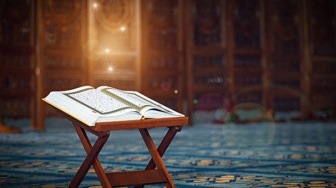 Jangan Sampai Lupa, Ini 3 Amalan Malam Nuzulul Quran Menurut Ustadzah Halimah Alaydrus